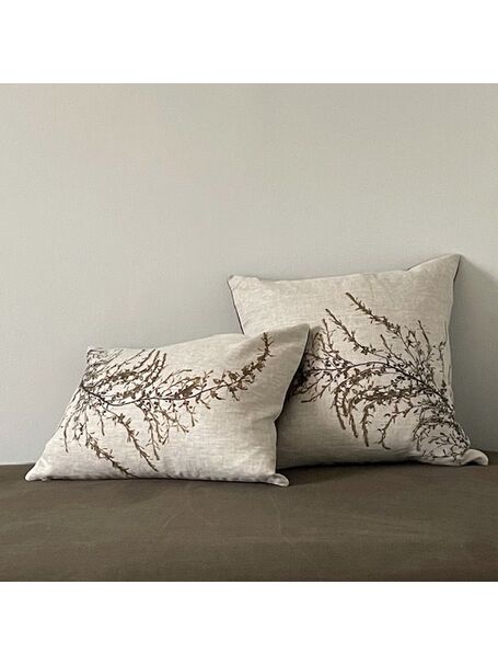 Seaweed Print Linen Oblong Cushion Cover - Wireweed